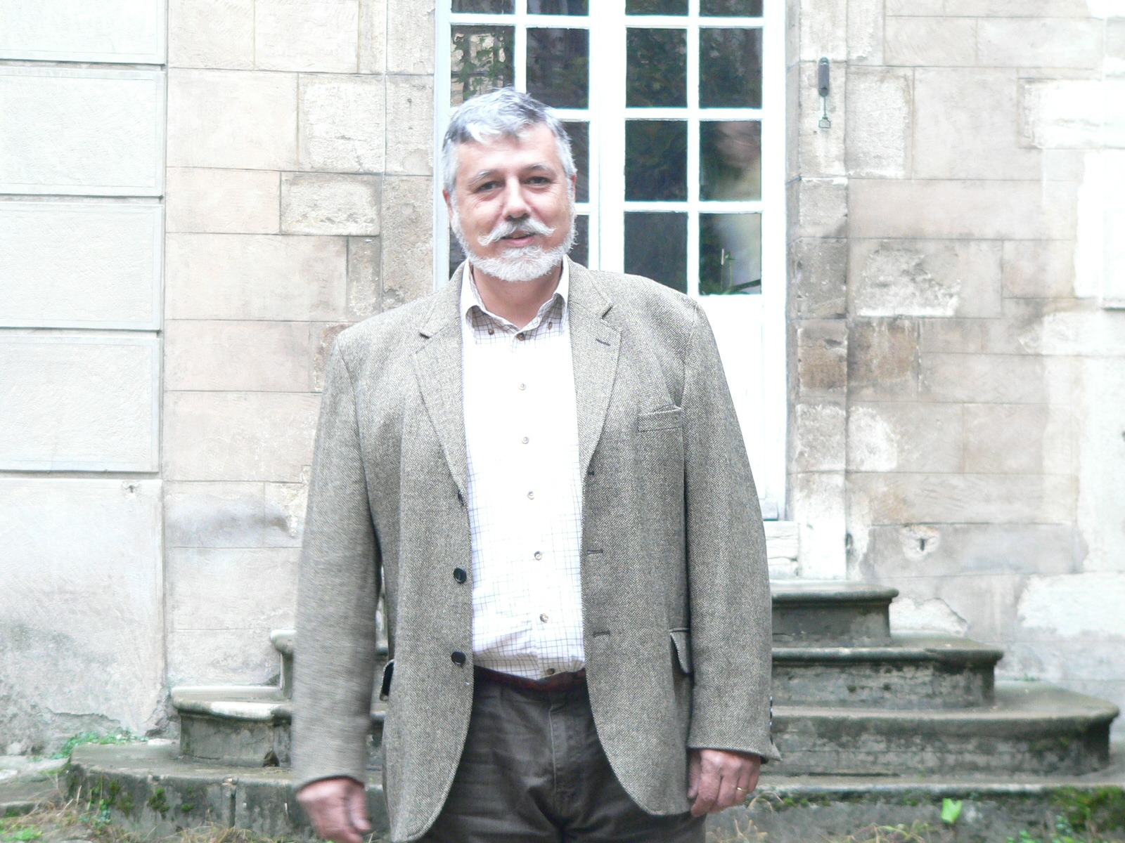 Profil von Angelbert